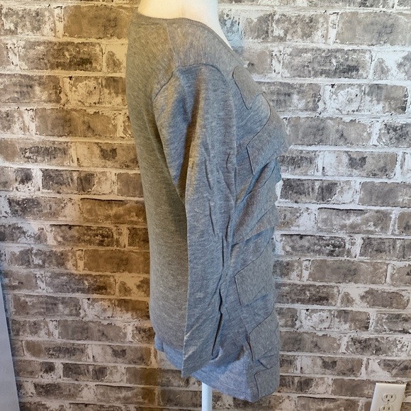 Vince Camuto long lightweight sweater. Size M. Gray with layered design. - Picture 6 of 11